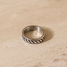 Di Vomo Silver Band Ring Available In Size 8, 9, 10 Silver Rings Men, Male Rings, Mens Rings, Mens Accessories Jewelry, Ring Color, Silver Band Ring, Silver Man, Silver Band, Band Ring