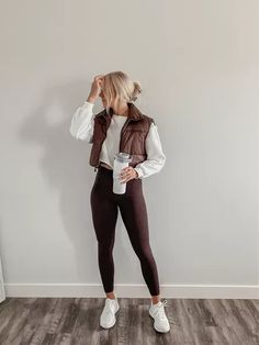 Brown Puffer Vest, Brown Puffer, Colorado Outfits, Ootd Instagram, Autumn Look, Cute Fall Outfits, Cute Everyday Outfits, Outfit Inspo Fall