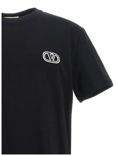 Cotton t-shirt with 'VLogo Signature' embroidery on the front, short sleeves, crew neckGender: MenMaterial: 100% COTTONColor: BlackMade in: ITProduct ID: 5V3MG10V9LJ0NO*Import tax/duty will be calculated at checkout (If applicable) Black T-shirt With Embroidered Logo For Summer, Designer Logo Crew Neck T-shirt For Streetwear, Black Logo Emblem T-shirt, Black Short Sleeve T-shirt With Logo Emblem, Graphic Tee With Logo Emblem And Short Sleeves, Short Sleeve T-shirt With Logo Emblem For Streetwear, Black Designer Logo Crew Neck T-shirt, Designer Logo Cotton Crew Neck T-shirt, Black Crew Neck T-shirt With Designer Logo