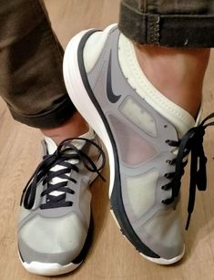 Vintage, women's sneakers "Nike" Athletic. Used, in good condition The size :37 Nike Sneakers Women, Vintage Baskets, Sneakers Athletic, Women's Sneakers, Shoes Trainers, Womens Shoes Sneakers, Womens Sneakers, Halloween Shopping, Vintage Ladies