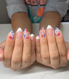 21 Patriotic 4th Of July Nail Ideas - Lauren Erro Summer Nails 2024 4th Of July, Nail Ideas July 4th, Nails4th Of July, Nail Inspo 4th Of July, July 4th Nails Designs 2024, 4th Of July French Tip Nail Designs, 4th Nails July, 4th Of July Nails 2024, Neutral 4th Of July Nails