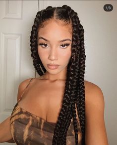 Protective Hairstyles For White Women, Dominican Braids, Braids For Hispanic Women, Braids On Fine Hair, Native Braids, Jumbo Goddess Braids, Thick Box Braids, Big Box Braids Hairstyles, Vlasové Trendy