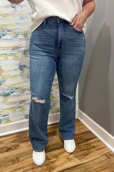 Meet your new favorite pair of jeans! These incredibly stretchy and comfortable Judy Blue High Rise Tummy Control Destroyed Knee Straight Jeans in a medium wash are amazing! Straight leg fit is one of the hottest styles on the market! We love straight leg styles as they lengthen and slim your legs and look so good with every shoe you pair them with! Available in sizes 1-22W! Mid-rise Distressed Medium Wash Flare Jeans, Mid-rise Distressed Denim Blue Flare Jeans, Mid-rise Ripped Dark Wash Flare Jeans, Dark Wash Ripped Mid-rise Flare Jeans, Dark Wash Mid-rise Ripped Flare Jeans, Mid-rise Distressed Medium Wash Jeans, Stretch Distressed Medium Wash Flare Jeans, Straight Leg Distressed Flare Jeans In Medium Wash, Slim Your Legs