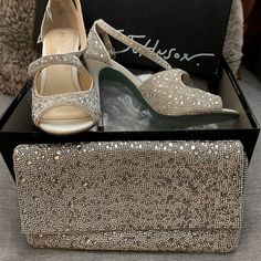 New In Box Never Been Used Set. Matching Purse And Wedding Shoes. Sparkling Crystals. Betsey Johnson. Blue Sole Dot Wedding. Purse Is Pink Inside And Has A Detachable Chain Glamorous Evening Wedding Shoes With Removable Insole, Almond Toe Wedding Shoes For Evening, Evening Wedding Shoes With Removable Insole And Round Toe, Wedding Shoes With Removable Insole And Round Toe, Crystal Wedding Shoes, Betsey Johnson Shoes, Wedding Purse, Crystal Wedding, Sparkling Crystal