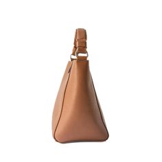 Made with cowhide pebbled leather, our new Yaya Bucket Bag is the ideal size when you want a bag that's not too big, not too small, and comfortable enough to carry all day. Designed to take on the day by your side, our bucket bag features a stylish design that allows you dress it up or down, as well as a functional interior to carry all your essentials throughout the day. With two interior wall pockets and a roomy interior, the Yaya allows you to carry your phone, keys, sunglasses, lipsticks, sm Functional Interior, Shoulder Bag Brown, Brown Leather Bag, Handbag Women, Wedding Bag, Leather Bucket Bag, Leather Bucket, Genuine Leather Bags, Interior Wall