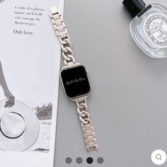 Women Luxury Strap (A Resizing Tool Is Needed) : - Maximum Length: 6 Inch / 170 Mm - Minimum Length: 4.53 Inch / 115 Mm - Weight: 1.8 Oz / 51 G For 38/40/41mm Starlight Color Trendy Silver Metal Apple Watch Band, Trendy Silver Watch Bands As Gift, Elegant Silver Watch Chain Accessories, Starlight Color, Apple Watch Strap, Watch Strap, Apple Watch, Chain, Cream