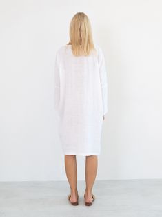 "FRIDA is a long sleeve linen dress with belt. DETAILS - Long sleeves - V neckline - Relaxed fit - Knee length - Self tie belt - Side seam pockets - 100% lightweight European linen fabric - Cut and sewn to order just for you in our studio COLOR - White, you can also choose other colors above - Fabric samples are available here https://www.etsy.com/listing/586569696/linen-fabric-samples SIZING & FIT - Relaxed fit - Length is approximately 38.5 inches / 98 cm - Bust is approximately 21 inches Linen V-neck Tunic For Daywear, White Long Sleeve Summer Dress For Daywear, White Long Sleeve Dress For Summer Daywear, Summer Linen Long Sleeve Work Dress, Linen Long Sleeve Midi Dress For Brunch, Belted Linen Dress For Daywear, Oversized Chic Linen Long Sleeve Dress, Chic Oversized Linen Dress With Long Sleeves, Chic Oversized Long Sleeve Linen Dress