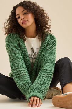 This cozy and stylish chunky textured cardigan is the perfect piece for your wardrobe. The soft fabric and oversized fit will keep you warm and comfortable all season long, while the textured design adds a touch of interest. White Dress Skirt, Taylor Swift Christmas, Fall Cardigans, Textured Cardigan, Trending Boots, Chunky Cardigan, Jean Trends, Textured Design, Altar'd State