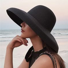 Super Cute And Stylish Ships In 5-10 Business Days Panama Hat Style, Straw Beach Hat, Womens Beach Hat, Mode Editorials, Wide Brim Straw Hat, Straw Hat Beach, High Heels Boots, Boho Hat, Hepburn Style