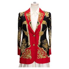 Gucci brand new Floral Tassel Foulard Baroque blazer with peak lapels. Fastened with buttons and two flap pockets and one slip pocket on the front and one vent on the back. Size Italian 36. Measurements : shoulder 15.5", length 29", chest 18", arm 21". Comes with original tag attached.