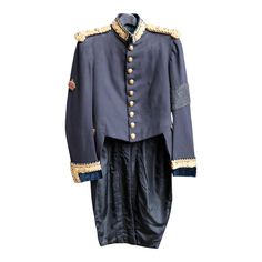 A British officer's uniform tailcoat with embroidered shoulder pieces, a crown patch, and an arm band. The nine brass front buttons with a crown, inscribed "HONI SOIT QUI MAL'Y PENSE". Note other measurements, shoulder to shoulder: 17", arm length: 23.5", and neck: 15". Formal Uniform Outerwear With Epaulettes, Military Outerwear With Epaulettes For Costume, Military Style Fitted Uniform For Formal Occasions, Fitted Military Uniform For Formal Occasions, Fitted Military Formal Uniforms, The Nines, Arm Band, Long Sleeve Blouse, Crown