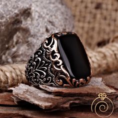 Men's onyx gemstone signet ring which will give you a head turning presence. This mystic, vintage style, engraved ring has a unique design for the polished, refined, and distinguished man. Perfect for casual and formal events, it will make your friends envious as you walk into the room full of confidence and pride. Looking for a unique, one of a kind GIFT FOR HIM, groomsman gift, father's day gift, teacher day gift? Look no further. This cool gemstone ring is the right answer and best gift for a Unique Mens Rings, Mens Rings Fashion, Medieval Jewelry, Gold Rings Fashion, Statement Ring Silver, Men Jewelry, Mens Ring, Victorian Jewelry, Silver Rings Handmade