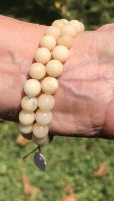 Pale yellow jade 8mm stretchy gemstone bracelet Beaded Dog Collar, Christmas Dog Collar, Pride Bracelet, Baby Necklace, Amber Resin, Yellow Jade, Single Bead, Chunky Bracelets, Baby Jewelry