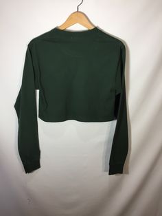 XS Champion cropped long-sleeve logo tee in emerald green. Very comfy! Urban Threads, Cropped Tee, Logo Tee, Logo Tees, Crop Tee, Savannah Chat, Emerald Green, Bell Sleeve Top, Emerald