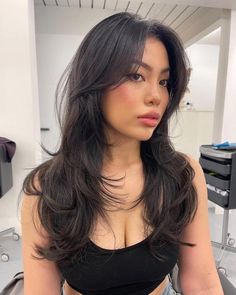 Butterfly Hairstyle, Hair Tint, Hair Inspiration Long, Layered Haircuts For Medium Hair, Hairstyles For Layered Hair, Haircuts For Medium Hair, Haircuts Straight Hair, Haircuts For Long Hair, Long Hair Cuts