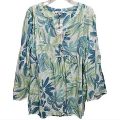 Anne Carson Women's Tropical Floral Bell Sleeve Tunic Blouse New With Tag Tropical Floral Print In White, Blue, Green, V Neck,3/4 Bell Sleeves 100% Rayon Ladies Size Small All Measurements Are Taken Laying Flat. Length- 26.5 Inches Chest- 21 Inches Armpit To Armpit Inv# 335 **All Items Come From A Smoke Free Home** Trustworthy And Honest Seller** 5 Star Seller Fast Shipper Posh Ambassador Ii Casual Split Neck Blouse For Vacation, Spring Beach Blouse With Split Neck, Summer Casual Split Neck Peasant Top, Casual Green Peasant Top For Beach, Long Sleeve Summer Blouse In Blue, Blue Long Sleeve Summer Blouse, Green Floral Print Blouse With Split Neck, Blue Split Neck Top For Vacation, Printed Split Neck Blouse For The Beach