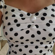 New Condition No Tag. Never Worn Midi Body Hugging Dress Size Xxs But Very Stretching Im Usually A Sz 2 And It A Great Material That Hold You In. Polka Dot Aesthetic, Mha Style, White And Black Polka Dot Dress, Strawberry Switchblade, Throwing Fits, Dots Fashion, Body Hugging Dress, Collection Ideas, Dots Dress