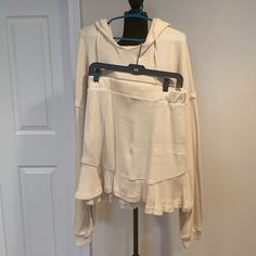 New Never Worn Fp Movement Oversized Hoodie And Skirt Set. Hoodie Is Loose Fitting With The Matching Skirt With Seam Pockets On Either Side. Elastic Waistband But Has Amazing Stretch. Fits To Or Above The Knee. Please Look At The Picture/Pictures Before Purchasing. Please Zoom In And Carefully Review Pictures And/Or Videos As They Are A Large Part Of The Items Description. Pictures Are The Actual Item You Will Be Receiving. Thank You For Stopping By And Checking Out My Small Business. Offers Wel Free People Skirt, Oversized Hoodie, Fp Movement, Oversize Hoodie, Above The Knee, The Knee, Skirt Set, Womens Skirt, Free People