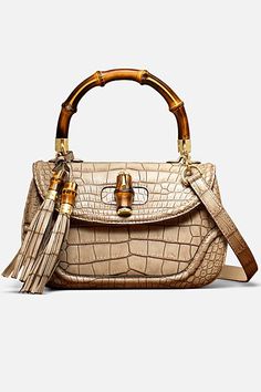 Fashion Preppy, Gucci Purses, Bamboo Bag, Gucci Bamboo, Bamboo Handles, Gucci Handbags