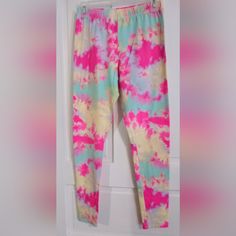 No Boundaries Tye Dye Leggings Size Medium Nwot. Smoke Free Home.. All Sales Final.. Tye Dye Leggings, Black And White Joggers, Cropped Sweatpants, Black Sweats, Tie Dye Tank Top, Floral Knit, Grey Joggers, White Butterfly, Fleece Joggers