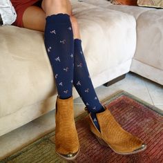 Sports Compression Socks, Calf Sleeve, Sock Outfits, Compression Tights, Fashion Mood Board, Socks For Women, Liner Socks, Compression Socks, Comfortable Tops