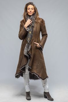 Wild Long Reversible Shearling - AXEL'S Designer Shearling Outerwear With Faux Fur Lining, Elegant Luxury Shearling Outerwear, Brown Shearling Outerwear With Faux Fur Lining, Designer Shearling Long Sleeve Outerwear, Shearling Outerwear With Faux Fur Lining, Long Coat, Mac Jeans, Sheepskin Jacket, Knit Outerwear, Sport Dress