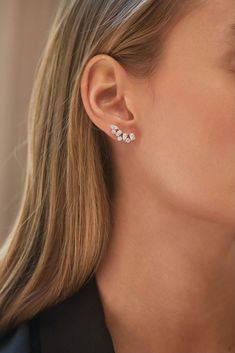 A part of our popular MG multi shape family, these Climber earrings are a beautiful showcase of mixed cut diamonds suspended in 18k white, yellow or rose gold. Our unique design allows each diamond to float effortlessly along the curve of your earlobe. Elevate any look with these striking climbers. Diamond Earrings Design, Ear Crawlers, Ear Climbers Earrings, Ear Ring, Ear Climbers, Climber Earrings, Gold Earrings Designs, Gold Details, Designer Earrings