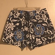 Pick Your Size Rocky Surf Hawaii Shorts Material: Rayon Small (4) M (6) L (4) Xl (1) Blue Hawaiian Shorts For Beach Season, Casual Surfing Shorts, Blue Hawaiian Beach Bottoms, Beachy Shorts For Surfing, Casual Spring Swimwear For Surfing, Blue Hawaiian Bottoms For Poolside, Blue Hawaiian Swim Shorts, Blue Hawaiian Swimming Shorts, Blue Short Surfing Bottoms