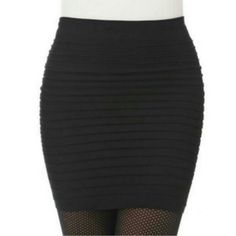 Slim Stretch Short Black Pleasred Mini Skirt New Without Tags, One Size Fits Most Midi Skirt Fall, Womens Pleated Skirt, Tube Skirt, Black Stockings, Fashion Tights, Plus Size Skirts, Fashion 2018, Pleated Mini Skirt, Short Skirt