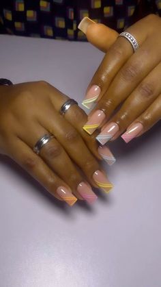 💅🏾💅🏾💅🏾 French Nail Ideas Short, Cute Nails Ideas French Tips, Design For Short Nails Gel, Gum Gel Nail Designs, Classy Cute Nail Designs, Nails Acrylic Ideas Short, French Tip Acrylic Nails Color, Gel Nails Ideas Short Summer Simple, Short Nail Arts