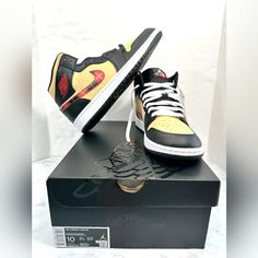 Brand New Never Been Worn Mens Size 10. Black High-top Jordan Shoes With Gum Sole, Black Low-top Jordan Shoes With Gum Sole, Black Jordan Shoes With Gum Sole, Air Jordan 1 Mid Se, Air Jordan 1 Mid, Jordan 1 Mid, Air Jordan 1, Jordan 1, Brown Color