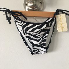 Zebra Striped Bikini Bottom S Bin Brand Swim Bikini Bottom Size Small Color Black & White Style Basic Minimalist Design Animal Print Features Adjustable Side Ties For Best Fit Pair With A Your Favorite Bikini Top & A Floppy Hat For The Perfect Summer Look! Zebra Is Everything Right Now!! Vintage Swim, Style Basic, Black White Fashion, Summer Look, White Style, Perfect Summer, Summer Looks, Floppy Hat, Womens Swim