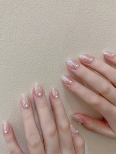 Oval Small Nails, Sheer Gel Nails With Design, Gliterry Nails Design Short, Smol Nails, Unique Short Nails, Opalescent Nails, Valentine Nails