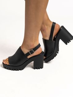 Trendy Black Summer Heels, Trendy Stacked Heel Vacation Heels, Trendy Open Toe Sandals, Trendy Summer Platform Heels, Casual Block Heel Shoes For Spring, Casual Block Heel Heels For Spring, Casual Spring Block Heel Shoes, Trendy Sandals With Buckle Closure For Day Out, Cute High Heel Sandals For Summer