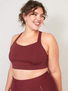 Power up in our PowerSoft sports bra -- light compression fabric meets a ridiculously smooth, peachy-soft feel Wide, adjustable shoulder straps cross in back to form keyhole cutout.  Elasticized banded hem, with Old Navy Active reflective logo on bac Sporty Sports Bra With Strappy Back And Built-in Padding, Sporty Strappy Activewear With Built-in Padding, 4-way Stretch Sports Bra With Straps For Gym, Strappy 4-way Stretch Sports Bra, Gym Sports Bra With 4-way Stretch Straps, Sports Bra With Straps For Workout, Strappy Nylon Sports Bra For Gym, Fitted Nylon Activewear With Straps, Stretch Activewear With Straps For Sports