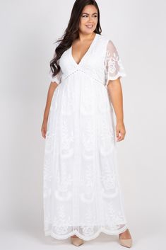 Beach Vow Renewal Dresses Simple, Plus Size Mother Of The Groom Dresses, Elopement Dress Plus Size, Boho Maternity Wedding Dress, White Dress With Sleeves, White Lace Maxi Dress, White Lace Maxi, Shower Outfits, Bridal Shower Outfit