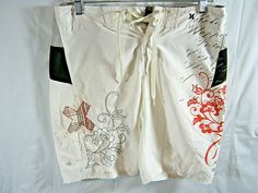 These board shorts are in gently used condition. FREE SHIPPING !!! Beach Surf, Board Shorts, Swim Shorts, Free Shipping