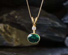 Gold Emerald Pendant set with a Created Emerald in flawless color and clarity in a Diamond Cut with a white CZ Diamond on top. Green Oval Pendant design made of Gold Vermeil ☞ thickest 18k Gold Plating on top of Solid 925 Sterling Silver ☞ made to last. Free Vermeil Chain with every Pendant order, 18 inch Silver chain (46 cm) ✓ Matching Ring & Earrings - please ask me. Details : ♥ Each item comes in a cute GIFT BOX ✓ ♥ GUARANTEE on the materials ✓ ♥ Created Emerald in flawless color & clarity, w Emerald Pendant Set, Morganite Pendant, Emerald Necklace Pendant, Green Pendant, Green Pendants, Oval Necklace, Green Oval, Blue Topaz Pendant, Matching Ring