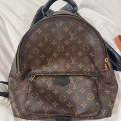 Louis Vuitton Palm Springs Mm Backpack. Absolute Perfect Condition, Used Two Times. Retails For Over $2700. Includes Dustbag And Box (If Wanted). Absolutely Iconic Backpack. Louis Vuitton Palm Springs, Bags Louis Vuitton, Louis Vuitton Bags, Palm Springs, Louis Vuitton Bag, Springs, Dust Bag, Bag Lady, Louis Vuitton