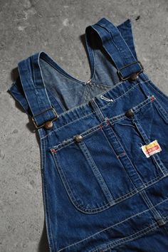 Penney's Payday 1950's Vintage Denim Overalls Union Made SIZE Waist：45cm Thigh：32cm Length：147cm Leg opening：25cm Find us: @ban_secondhand_goods Thank you for checking us out :) Vintage Denim Blue Overalls, Vintage Medium Wash Overalls, Vintage Denim Blue Overalls With Pockets, Vintage Denim Blue Jeans With Pockets, Vintage Dark Wash Overalls, Vintage Denim Overalls In Medium Wash, Vintage Medium Wash Denim Overalls, Vintage Medium Wash Overalls With Pockets, Vintage Fitted Blue Overalls