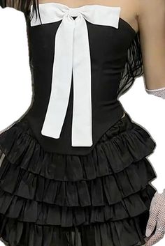 Black Fitted High Waist Skort, Black High Waist Fitted Skort, Fitted Black Gothic Mini Skirt, Fitted Black Skirt For Summer, Fitted High Waist Black Mini Skirt, Fitted Black Summer Skirt, Fitted Nylon Tennis Skirt, Black Skirt For Spring Costume Party, Black Skirt For Costume Party In Spring