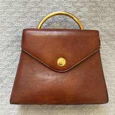 Vintage 80’s Y2k Albert Nipon Mini Handbag Or Purse. Brown Leather Box Purse With Gold Tone Top Handle Magnet Clasp. Open On The Inside With Zipper Pocket Inside And Slot Pocket On The Outside. Has Some Minor Wear On The Outside Seen In Pictures But Great Condition For Its Age. #Academia #Vintage #Y2k #Purse #80s Vintage Shoulder Bag With Gold-tone Hardware For Party, Vintage Handheld Shoulder Bag With Gold-tone Hardware, Vintage Shoulder Bag With Flap And Gold-tone Hardware, Brown Handheld Box Bag With Gold-tone Hardware, Vintage Brown Bag With Gold-tone Hardware, Leather Box, Mini Handbags, Purse, Brown Gold