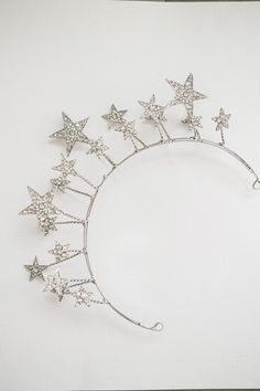 This silver headband is THE ultimate party accessory. This one size fits all adult heads is the epitome of New Years Eve! You NEED this one for your upcoming NYE party!! New Years Eve Accessories, Star Headband, Silver Headband, Nye Party, Party Accessories, Buying Jewelry, Silver Roses, New Years Eve, Need This