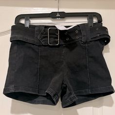 Black Jean Shorts With Zipper On Side. Jean Chunky Belt. New With Tags. Very Stretchy. High Waist Jean Shorts By Urban Outfitters, Trendy Black Shorts With Belt Loops, Edgy High Waist Shorts With Belt Loops, Edgy High-waisted Shorts With Belt Loops, High Rise Black Shorts With Belt Loops, High Waist Black Jean Shorts With Belt Loops, Black Stretch Shorts With Belt Loops, Black Jean Shorts With Belt Loops, High Rise Black Jean Shorts With Belt Loops