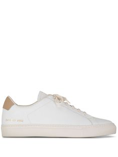 white/beige leather logo print to the side round toe front lace-up fastening contrasting heel counter rubber sole White Lace-up Platform Sneakers With Leather Sole, Classic Lace-up Sneakers With Branded Heel Counter, Modern Cream Sneakers With Gum Sole, Classic Beige Sneakers With Leather Sole, Cream Low-top Sneakers With Leather Sole, Classic White Platform Sneakers For Streetwear, Cream Leather Custom Sneakers With Gum Sole, Custom Cream Leather Sneakers With Gum Sole, Custom Lace-up Sneakers In Calf Leather With White Sole