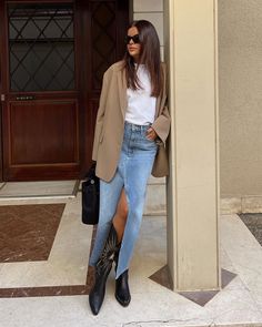 Long Denim Skirt Outfit, Jean Skirt Outfits, Long Jean Skirt, Looks Country, Long Skirt Outfits, Denim Skirt Outfits, Chique Outfits, Long Denim Skirt