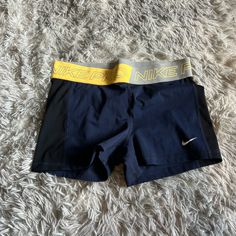 Size Large Blue Spandex Shorts, Nike Set, Sensory Art, Nike Yellow, Nike Short, Gym Outfits, Athletic Gear, Spandex Shorts, Blue Nike