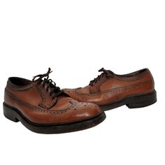 Hanover LB Sheppard Signatures Brown All Leather Wingtip Shoes Men’s Sz 7.5 E/C. Vintage Brogue Lace-up Low-top Shoes, Vintage Brogue Low-top Lace-up Shoes, Vintage Low-top Lace-up Shoes With Brogue Detailing, Vintage Low-top Lace-up Shoes With Leather Sole, Vintage Brown Lace-up Business Shoes, Vintage Brogue Leather Low-top Shoes, Vintage Low-top Leather Shoes With Brogue Detailing, Brown Low-top Formal Dress Shoes, Vintage Goodyear Welted Lace-up Formal Shoes