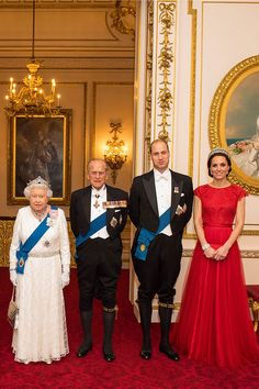 the royal family poses for a photo in their official regal gowns and tiaras