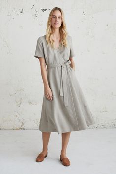 Elegant Cotton Dresses With Relaxed Fit, Fitted Beige Linen Dress For Spring, Elegant Cotton Dress With Relaxed Fit, Vintage Linen Dress For Spring, Fitted Beige Linen Dress, Spring Vintage Linen Dress, Elegant Linen Midi Dress With Relaxed Fit, Linen A-line Midi Dress For Daywear, Spring Linen A-line Dresses